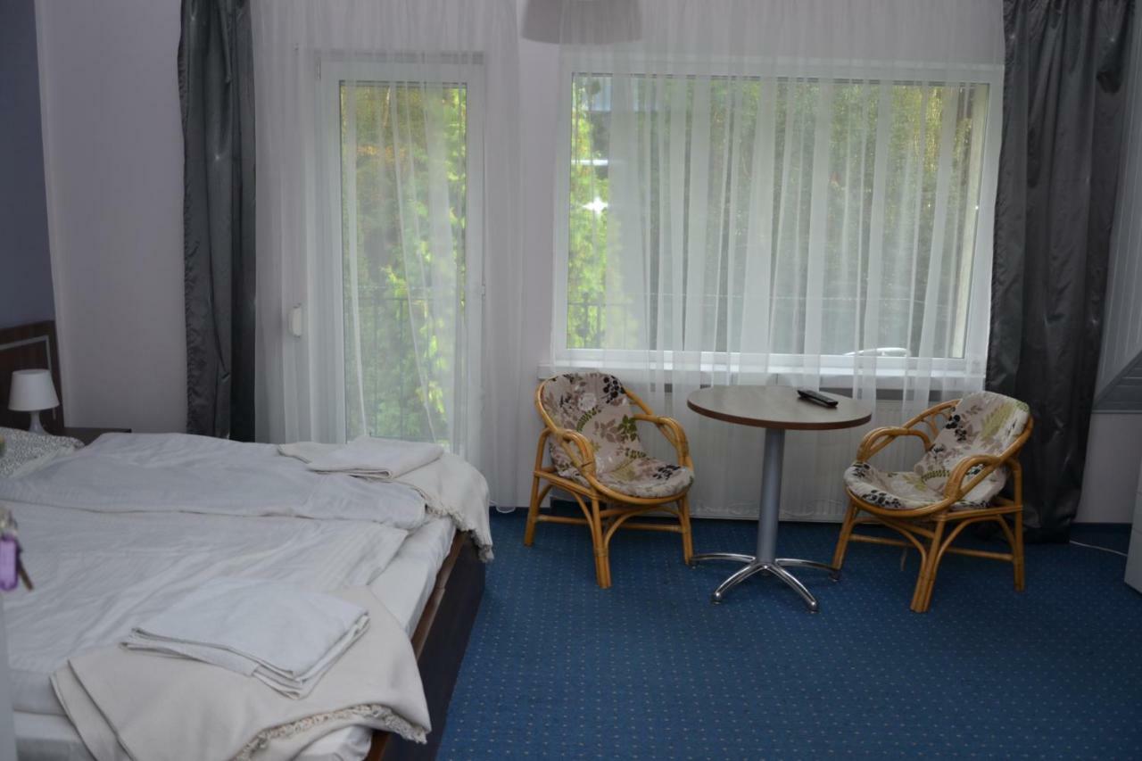 Zielone Pokoje Zielona Góra Exterior foto